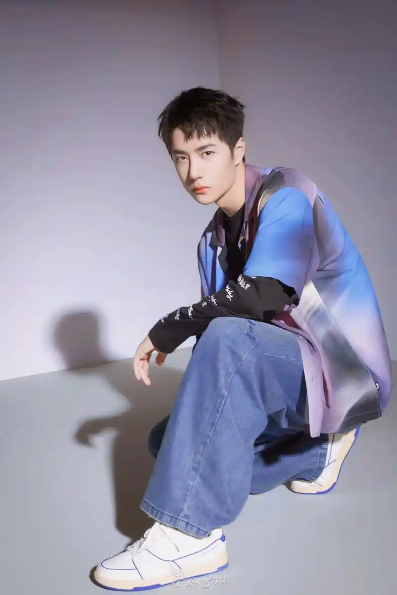 肖战王一博,这个拍照姿势两人真的都好爱啊!