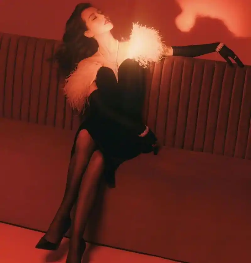 刘诗诗 长腿高跟鞋 杂志大片