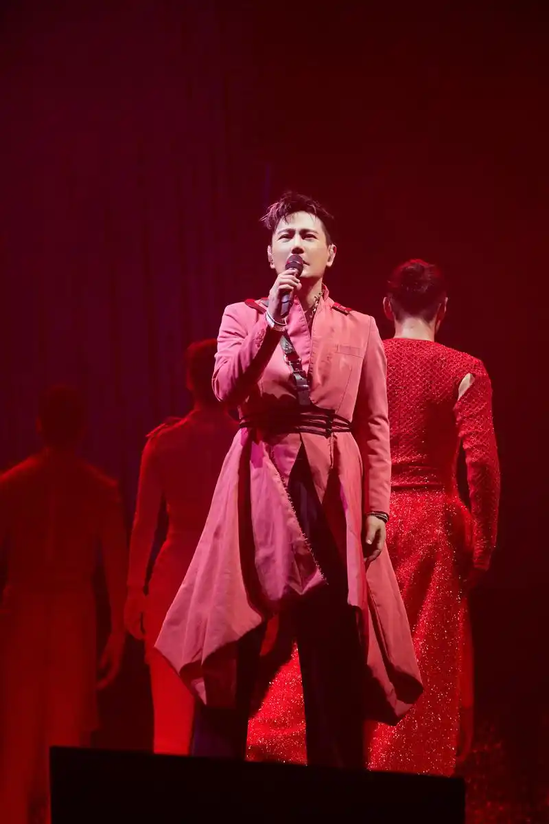 福州站演唱会圆满结束,张信哲未来式2.0下一站落地大连