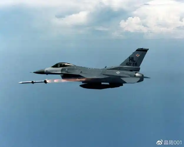 aim120中距空空导弹40图