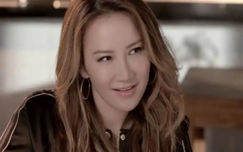 李玟追悼会举行,李玟二姐曝光遗产真相