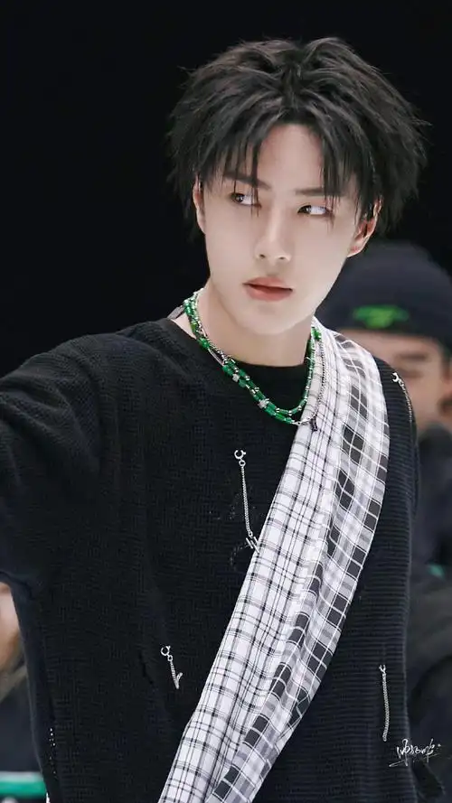 王一博swag挑眉杀##王一博这就是街舞4