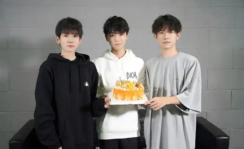tfboys十年之约:从青春偶像到音乐先驱,三个男孩的成长与变化