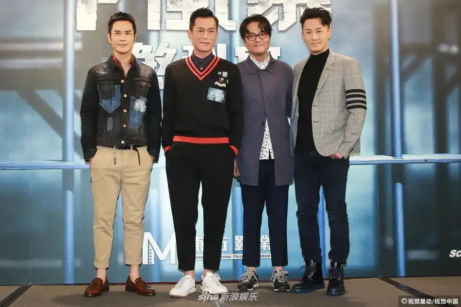 组图:男神同框!古天乐与林峰18年后再合作 不顾颈伤照常工作