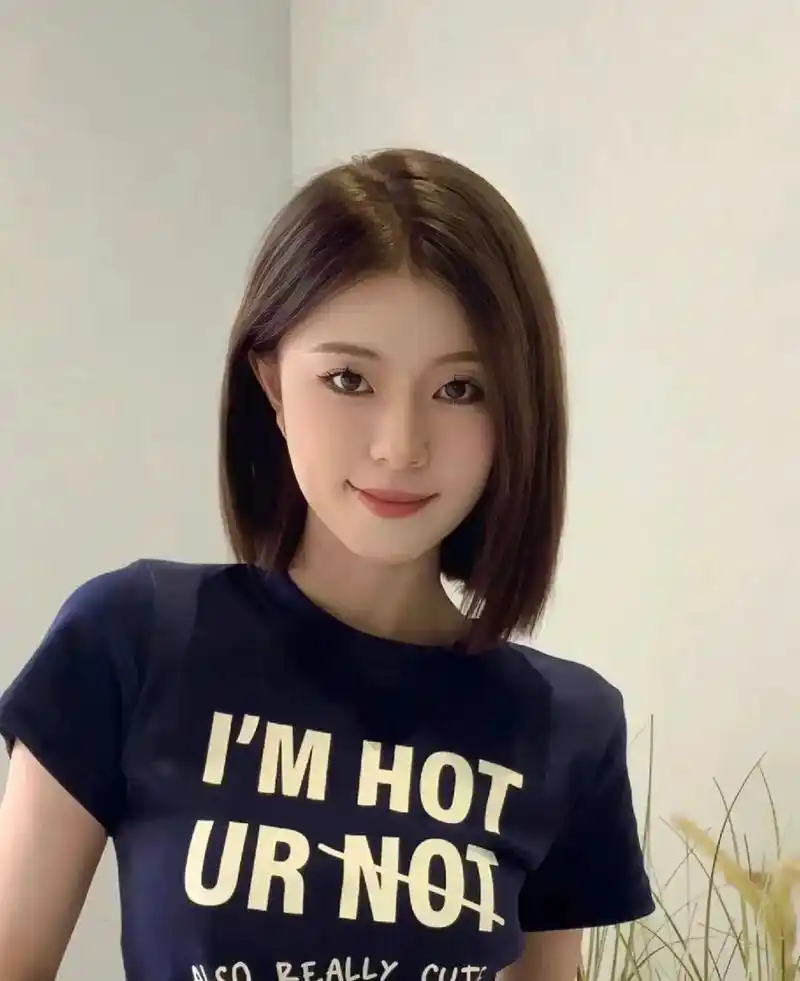 齐肩短发.齐肩短发,时尚与活力的完美结合.这种发型既展现了女 - 抖音