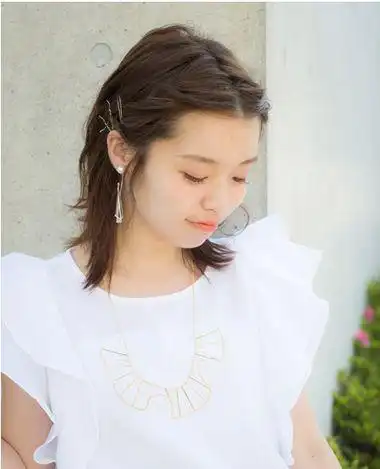 适合中学生扎的发型学生发型扎法分解图