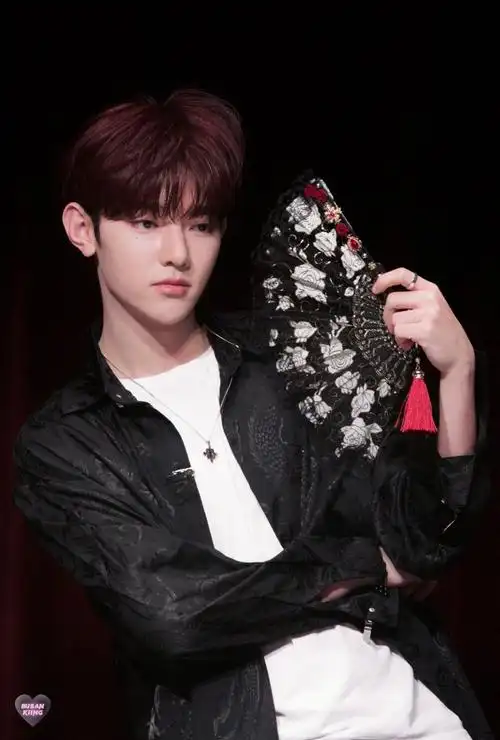 章昊##愚人节站姐团建