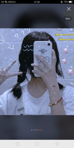 用手机遮住脸的头像 - 堆糖,美图壁纸兴趣社区