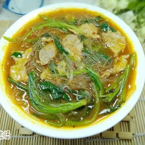 菠菜粉丝肉片汤的做法_菠菜粉丝肉片汤怎么做_清欢的烟火生活的菜谱