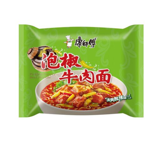 泡椒康师傅方便面麻辣笋子牛肉牛肉面面油泼辣辣子冲泡方便面