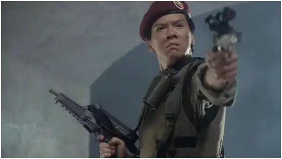 龙五向华强曾演越南特种部队首领!完虐日本兵!比抗日神剧还霸道