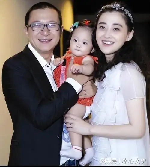 善良婆婆"救"她一命|鄢颇|婚姻|军校|军训|叶大鹰|战争法_网易订阅