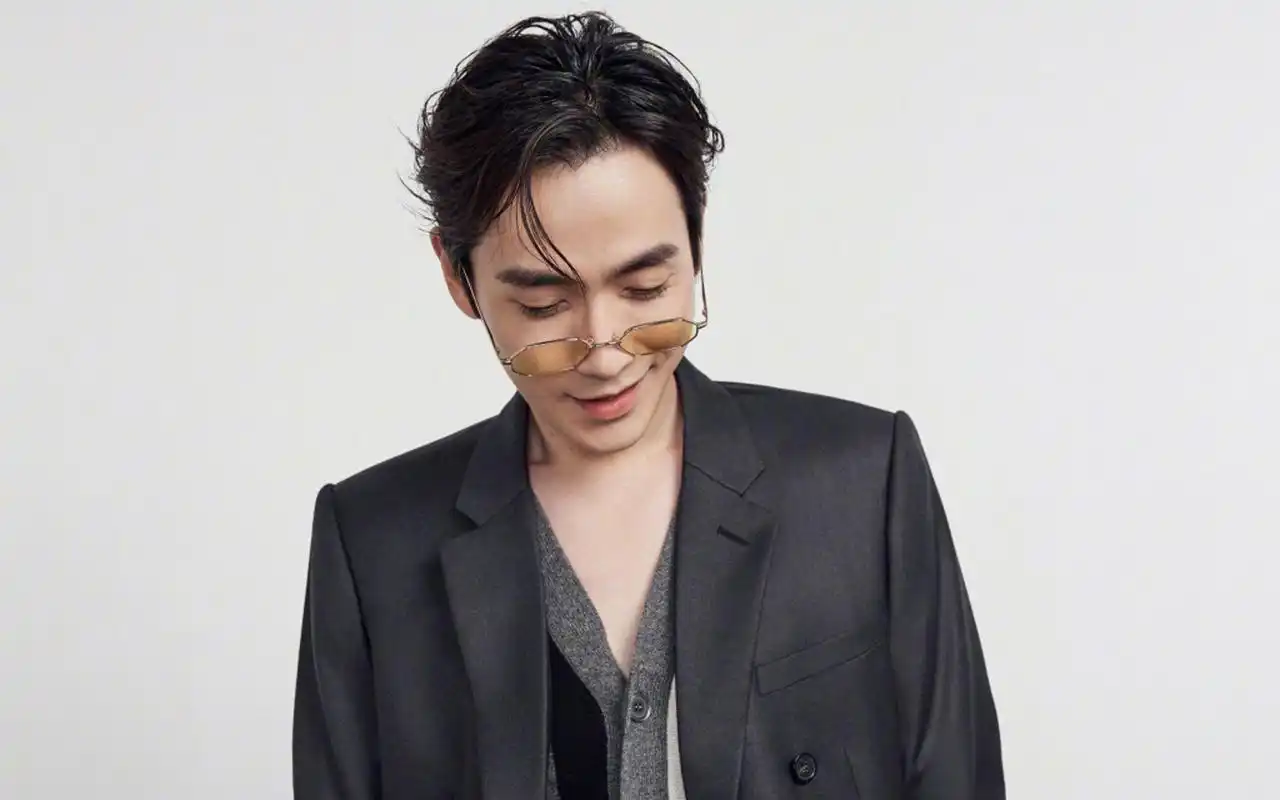 朱一龙成熟帅气写真图片桌面壁纸,大陆明星,高清,帅气,男神,魅力,朱