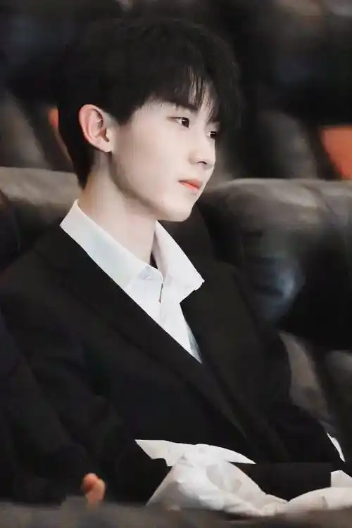 时代少年团 马嘉祺 头像壁纸