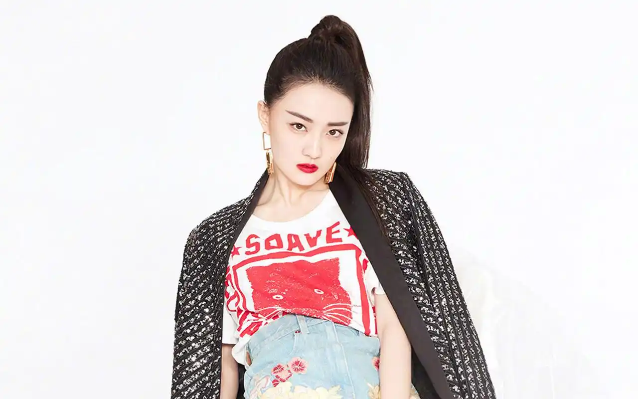 徐璐烈焰红唇时尚写真图片桌面壁纸高清大图预览1920x1200_大陆明星