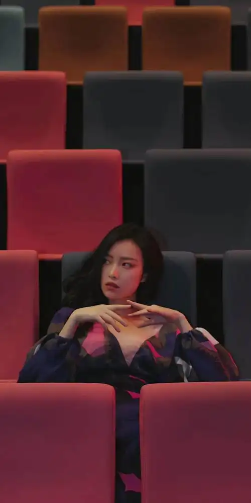 倪妮壁纸倪妮世间万物皆苦你明目张胆的偏爱就是救赎西门龙霆景佳人