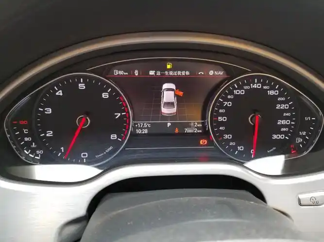 新买的汽车仪表上就显示15公里了,正常吗