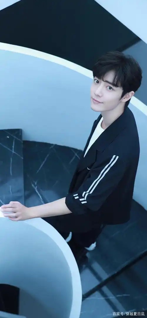 看肖战的"剧抛脸"如何百变.你能从这些照片里认出来多少?