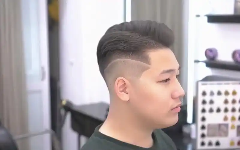 男生别剪太文艺的发型,剪这这款三面光发型,简单霸气显硬汉