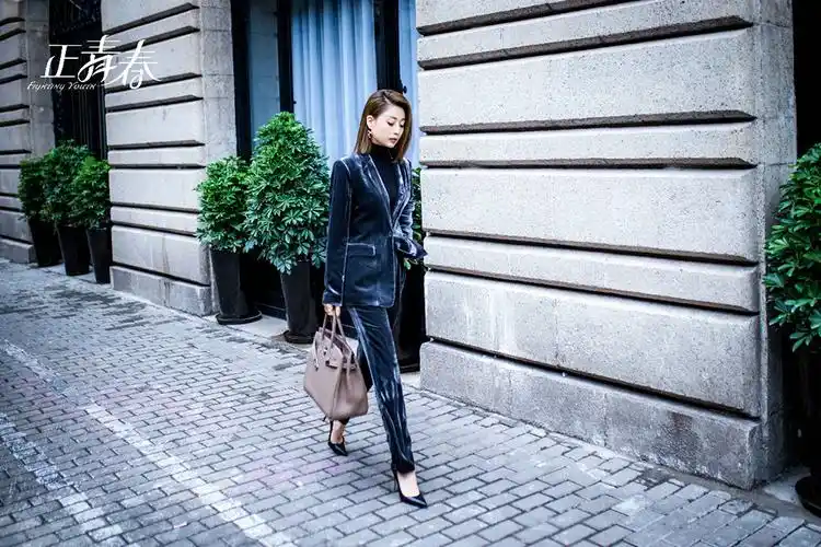 殷桃《正青春》圆满收官 展现职场女性多维魅力