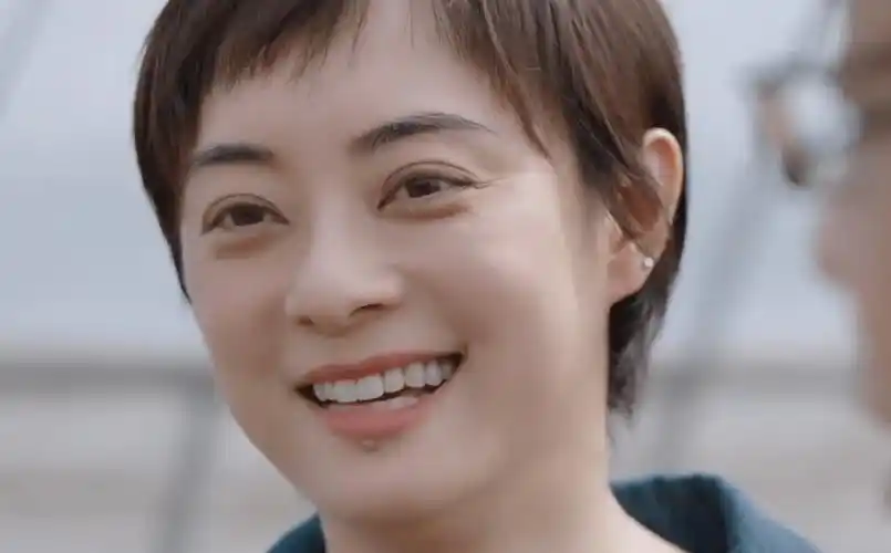 孙俪素颜上综艺称不当全职妈妈,从不看邓超手机,澄清:我没甲亢_老公