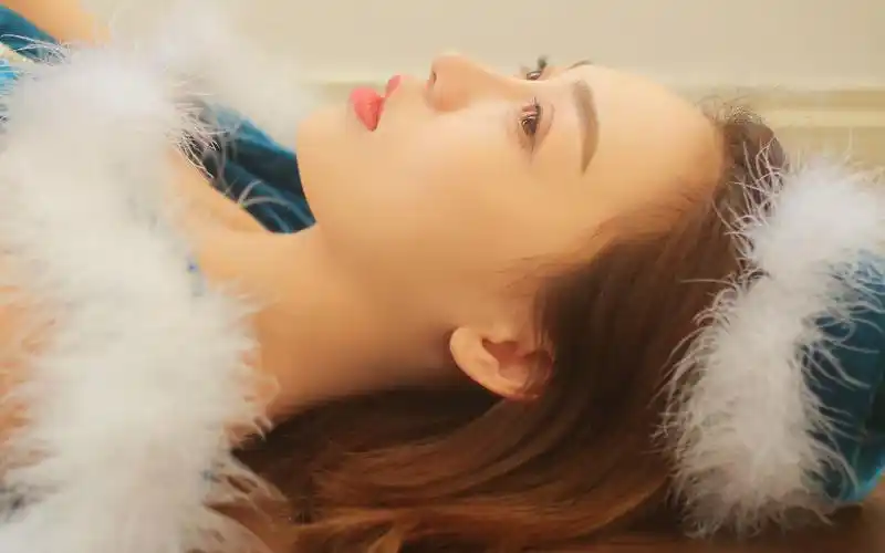 气质舞蹈女孩日系少女写真电脑高清桌面壁纸图片下载