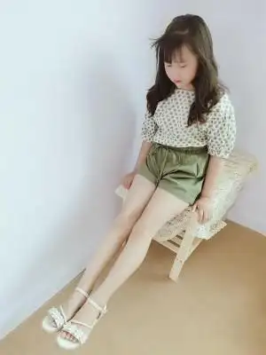 质感不错,穿上大小也合适好看96和我逛了一天街也没说累,也不臭脚丫