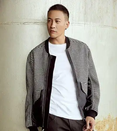 何润东的圆寸造型你打几分? 何润东示范男士帅气造型