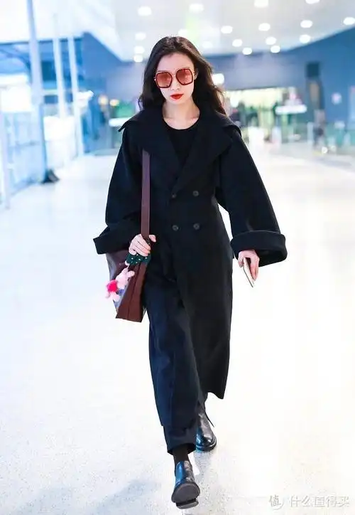 明星背啥包vol10风情万种女明星倪妮钟楚曦杨采钰平时都爱背啥包