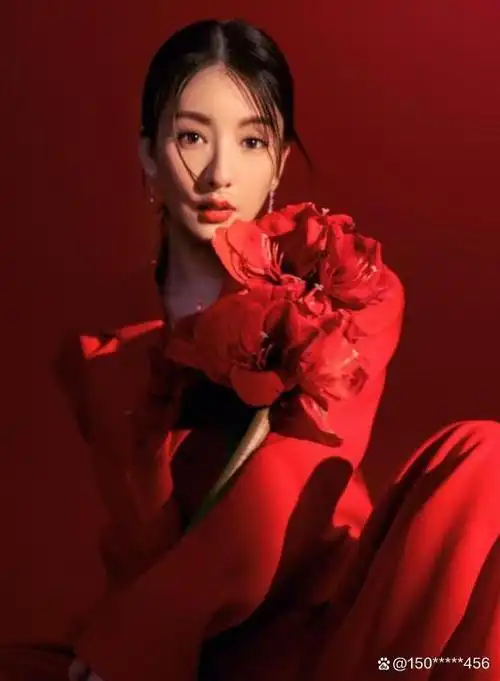 最近,郭富城和方媛频繁现身,多次展现出他们的恩爱之情,这让网友们对