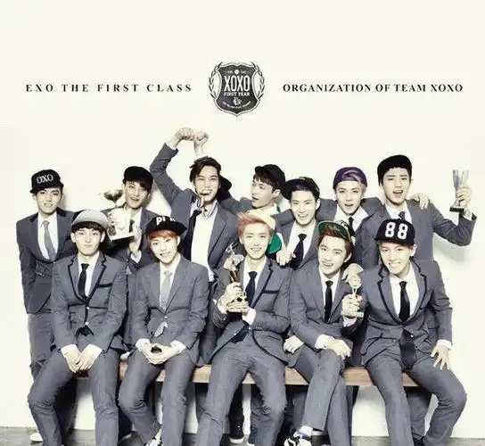 今夕是何年啊张艺兴和金希澈在机场同框了