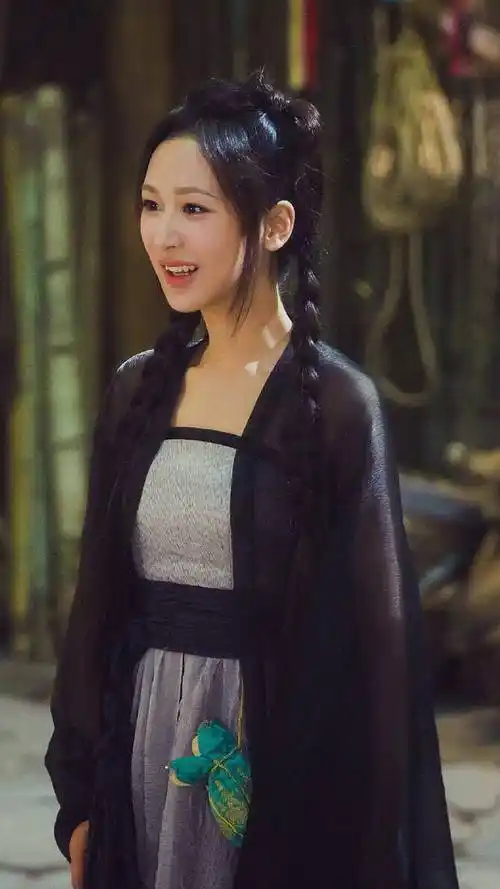 5位古装黑衣美女:赵丽颖美飒,杨紫调皮,她看起来十分不好惹_杨幂_倪妮