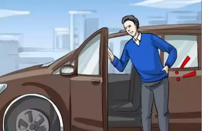 网上车市 资讯首页 商家促销 警惕威胁驾车族健康的"三宗罪"  开车时