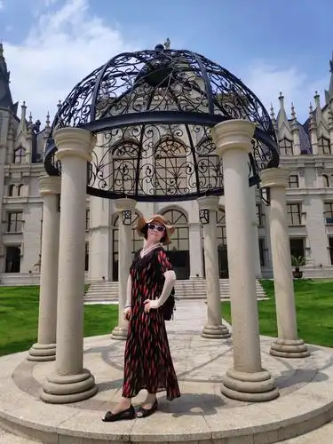 黔江爱丽丝庄园摄影基地