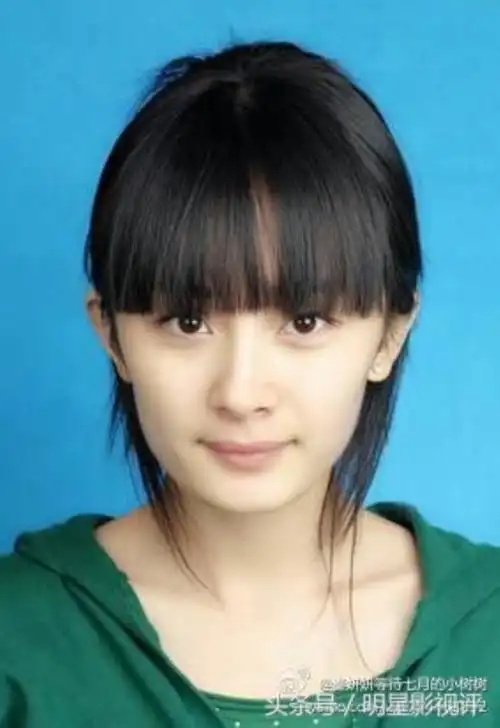 刘诗诗大学,来看看国剧四小花旦杨幂刘诗诗戚薇的大学照