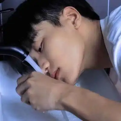 帅气男生头像简单气质图片个性男生真人超酷图片大全