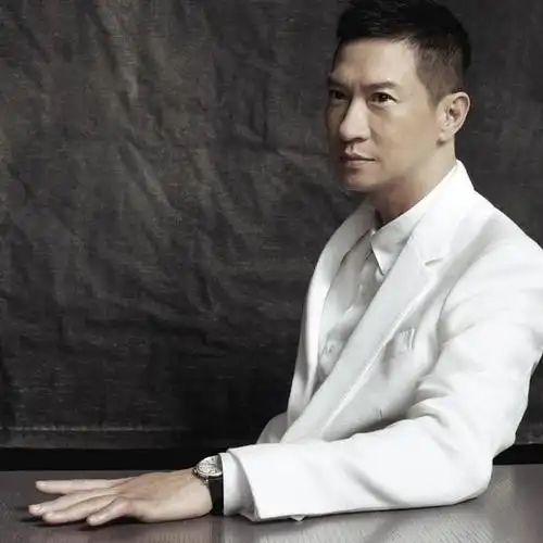 张家辉现场再现渣渣辉台词鲁豫笑弯了腰港普真的很搞笑