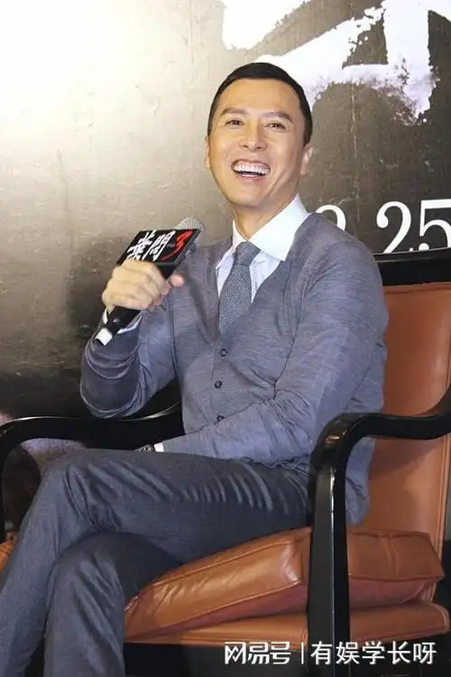 甄文焯自己也很争气,从没有想过要靠甄子丹取得什么成绩,2019年,他