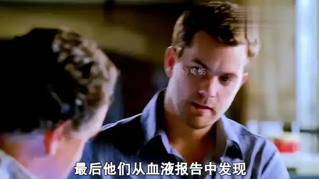 男子打死一只蝴蝶却被其他蝴蝶逼得跳楼