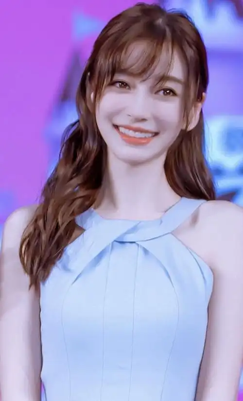 女星手机壁纸:angelababy