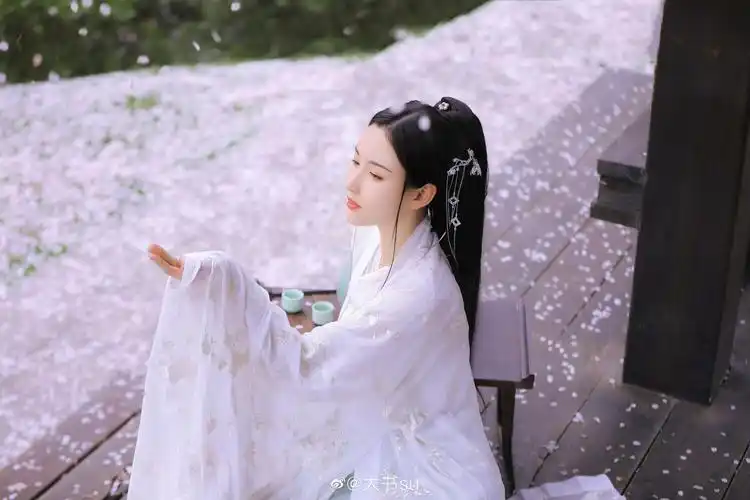 春日和汉服就是最美的文案一些仙女客妹