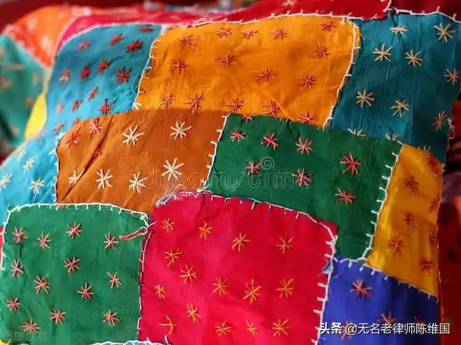 衣服上的补丁不见了但记忆仍存