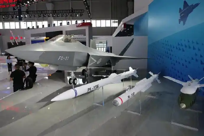 霹雳15导弹数据首次曝光,碾压欧洲最先进型号,搭配歼20堪称完美_腾讯