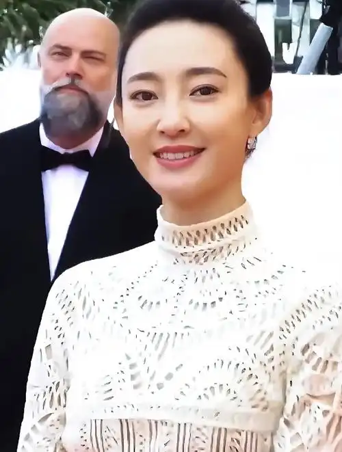 素颜女神,王丽坤