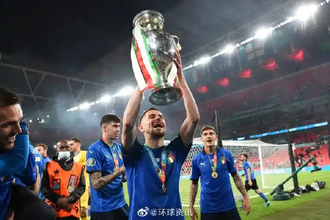 时隔53年意大利再夺欧洲杯冠军##英格兰 意大利