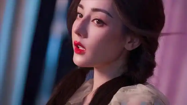 迪丽热巴雀斑妆容##迪丽热巴抱兔子花絮视频