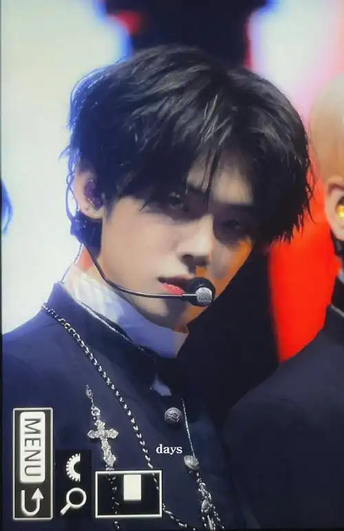 今日感想是崔然竣黑发焊死#崔然竣tma饭拍