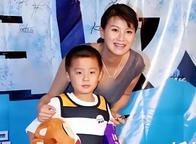 回顾三国演义8位女演员现状小乔发福变美孙尚香无儿女