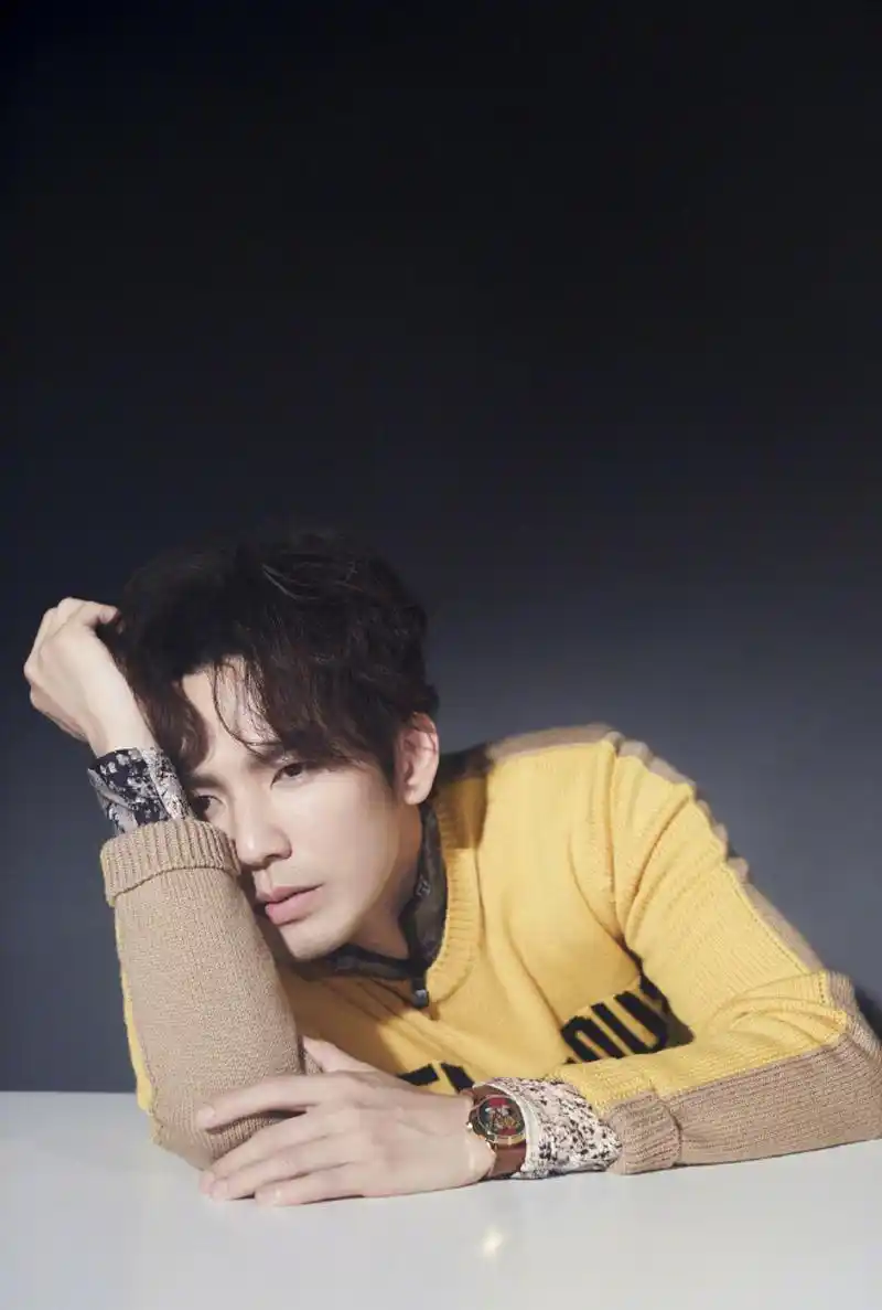 钟汉良帅气撩人时尚写真图片