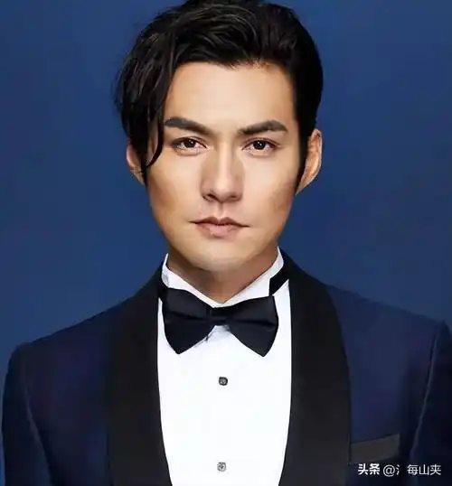 他们的眼睛,你觉得谁的最合你胃口_双眼皮_王俊凯_深情